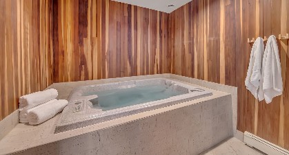 Superior point hot tub